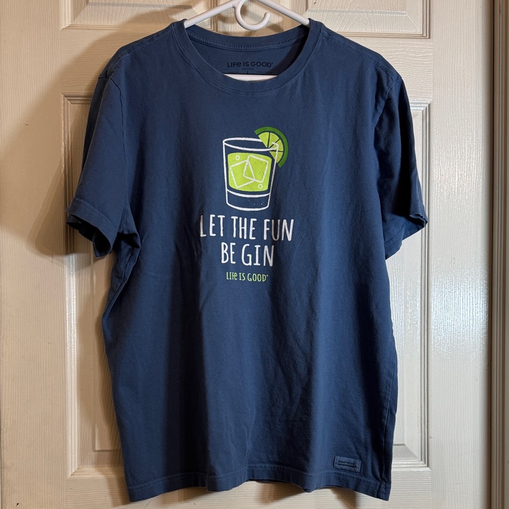 Life Is Good Blue Graphic Tee with Lime Green Cocktail Print Cotton Sz Large